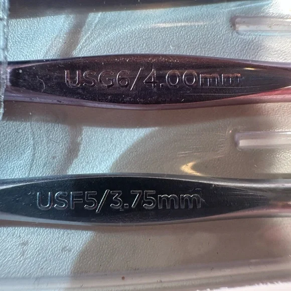 Susan Bates Silvalume Crochet Hook Set F-K 3.75mm 4.0mm 5.0mm 5.5mm 6.0mm 6.5mm - Picture 6 of 8